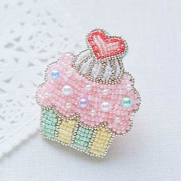 [자수패키지] Anne의 컵케이크 브로치 - 핑크 (개)