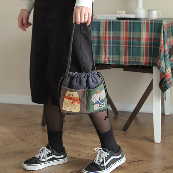[바이핸즈] 퀼트패키지 가방 - 고양이와 코알라 숄더백