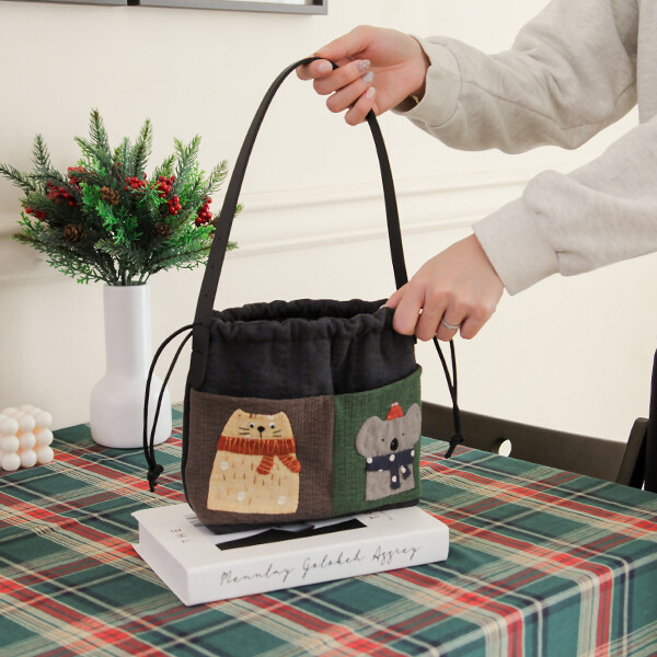 [바이핸즈] 퀼트패키지 가방 - 고양이와 코알라 숄더백