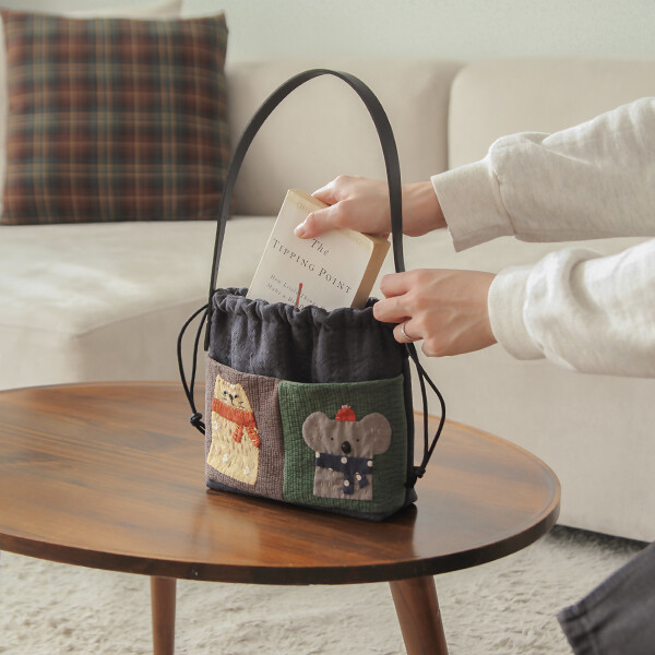 [바이핸즈] 퀼트패키지 가방 - 고양이와 코알라 숄더백