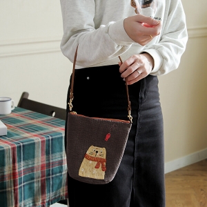 [바이핸즈] 퀼트패키지 가방 - 누빔 고양이 숄더백 (개)